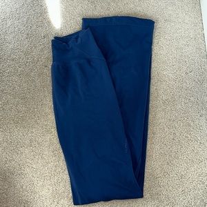 Alphalete Aura Flared Pant - Ink